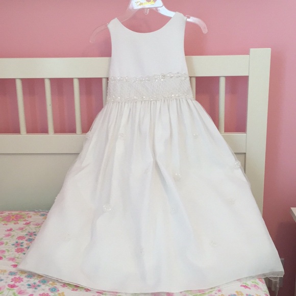 Cinderella Other - Beautiful flower girl dress! 🌸 🌹